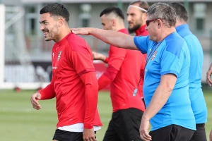 Piksi: "Radonjić uništava sebe, reprezentaciju i Zvezdu, da li je Lazović potreban Srbiji?"